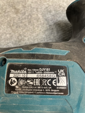 1085869-8 Makita tool kit