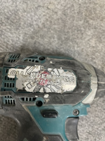 1085869-22 Makita tool kit