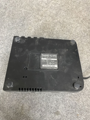 1085869-30 Makita tool kit