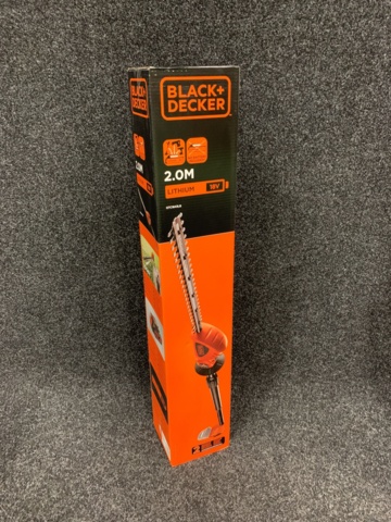 1101463-2 Trädgårdspaket Black & Decker