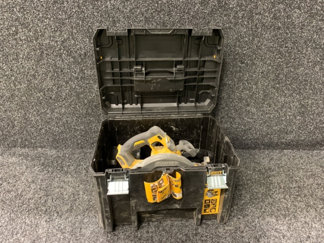 1101475-1 Circular saw DeWalt DCS578