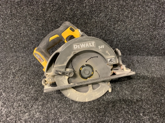 1101475-3 Circular saw DeWalt DCS578