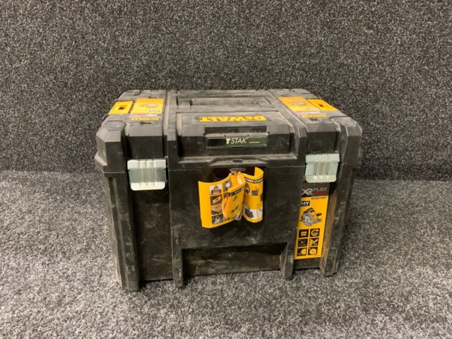 1101475-13 Circular saw DeWalt DCS578