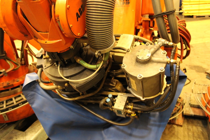 1113708-5 Industrial robot ABB IRB 6400 2.4 / 150