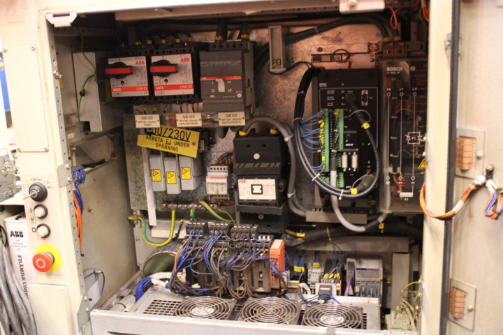 1113708-11 Industrial robot ABB IRB 6400 2.4 / 150