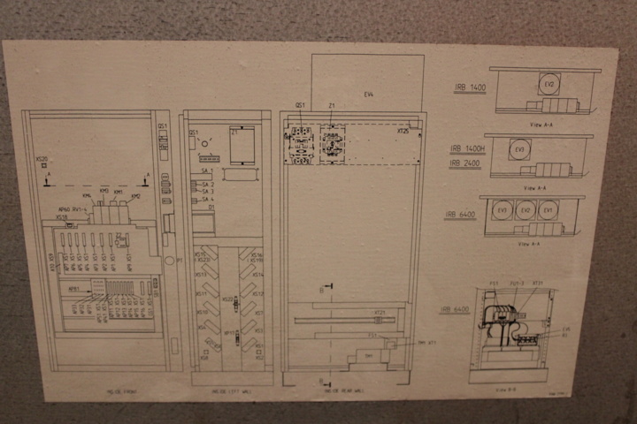 1113708-12 Industrial robot ABB IRB 6400 2.4 / 150