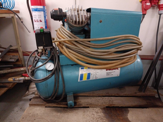 999617-1 Kompressor KGK T-6500-2 Samt Väggmonterad Vinda