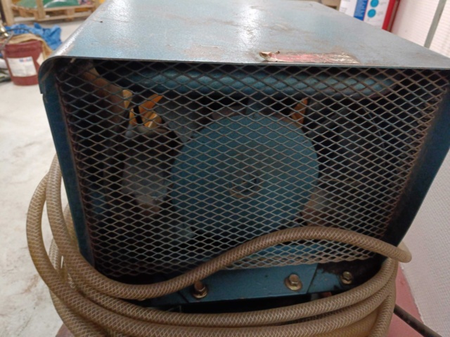 999617-15 Kompressor KGK T-6500-2 Samt Väggmonterad Vinda