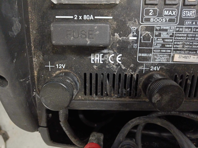 999622-10 Battery charger Telwin Dynamic 520