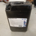 999642-1 Transmission / Hydraulic oil Q8 T 520 SAE 10W 20-Liter