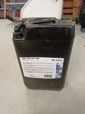 999642-1 Transmission / Hydraulic oil Q8 T 520 SAE 10W 20-Liter