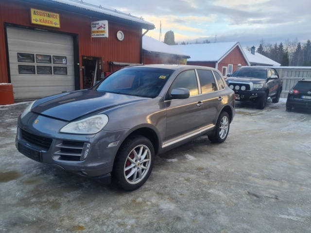 1107873-1 Porsche Cayenne S TipTronic S - 2008