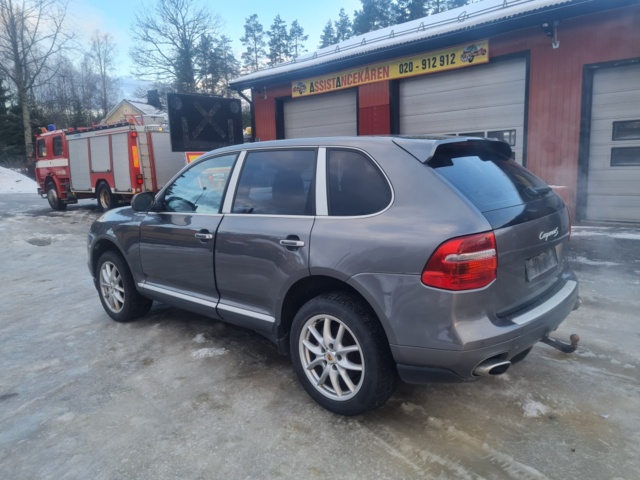 1107873-2 Porsche Cayenne S TipTronic S - 2008