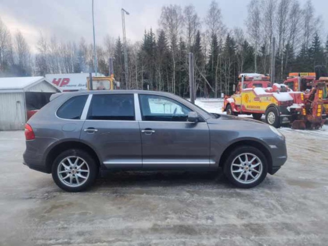 1107873-4 Porsche Cayenne S TipTronic S - 2008