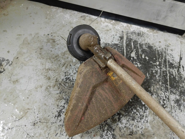 999654-9 Grass trimmer Jonsered GR32