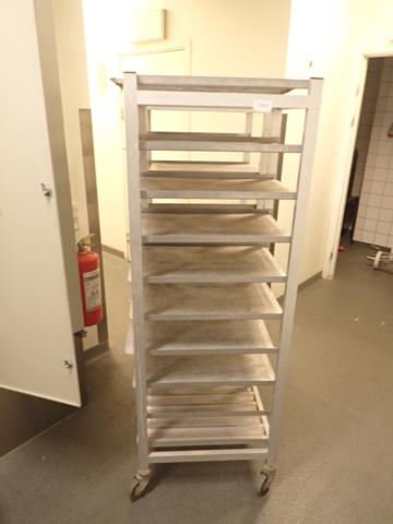 1031470-3 2 stycken kantinvagnar