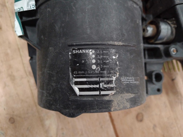 999677-9 Nail gun & Dive gun - Senco