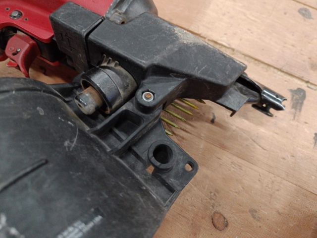 999677-10 Nail gun & Dive gun - Senco