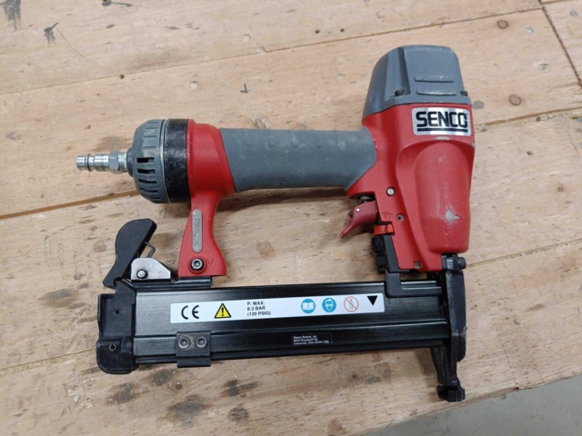 999677-14 Nail gun & Dive gun - Senco