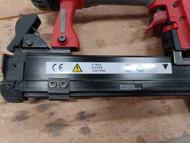 999677-15 Nail gun & Dive gun - Senco
