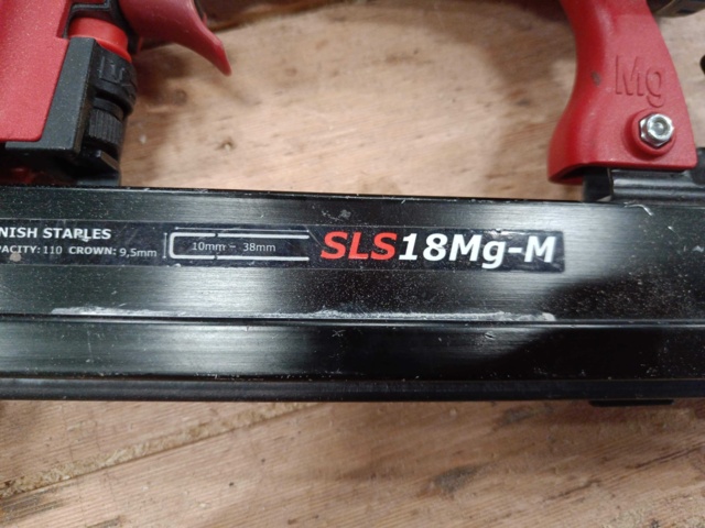 999677-16 Nail gun & Dive gun - Senco