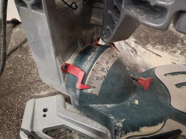 999685-14 Cut / Miter saw Bosch GCM 12 GDL