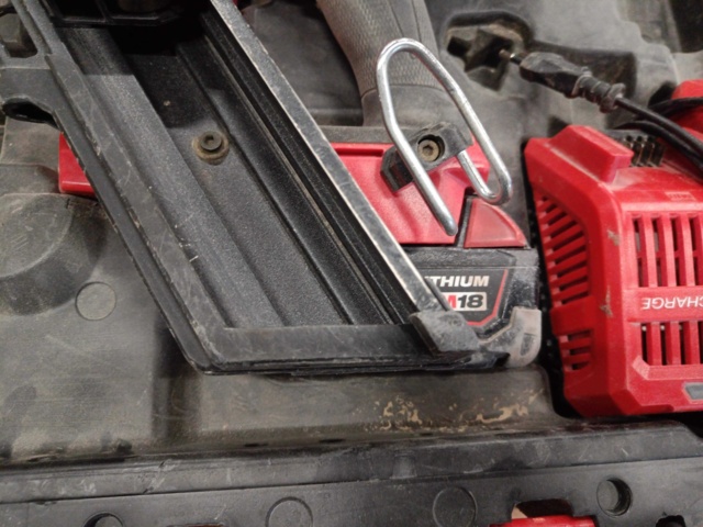 999686-6 Spikpistol Milwaukee M18FFN