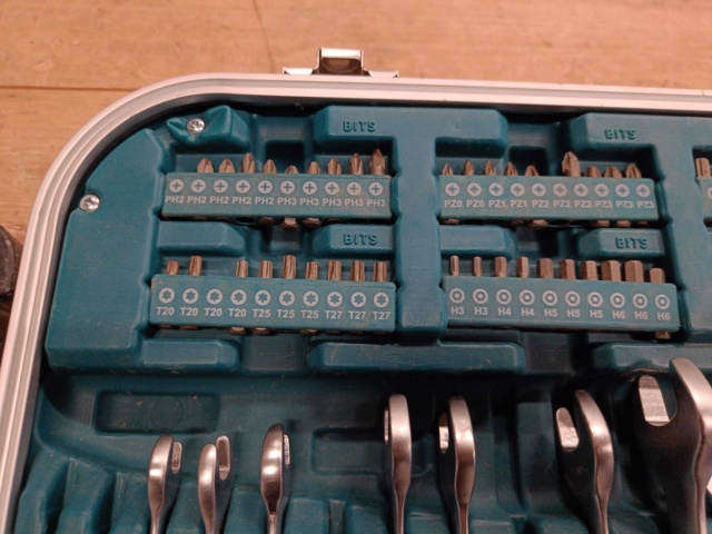999691-5 Hand tools