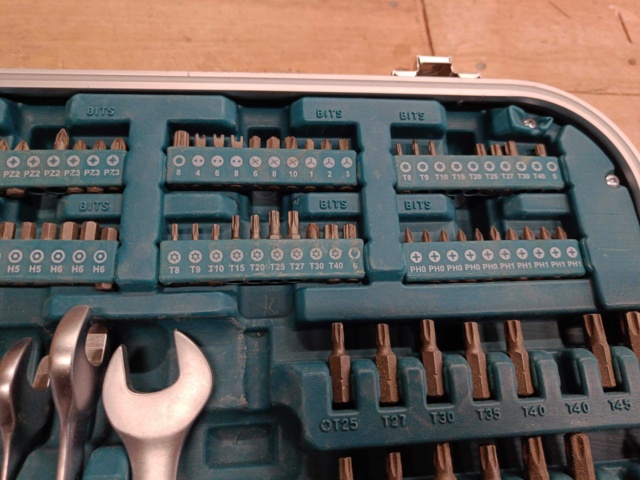 999691-6 Hand tools