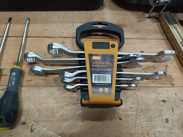 999691-12 Hand tools