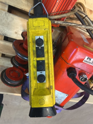 898526-7 Telefer 3.2Ton