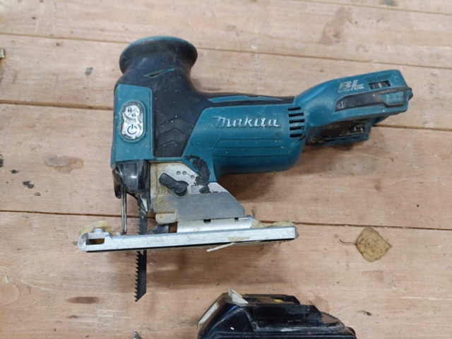 999708-6 Makita - Paket