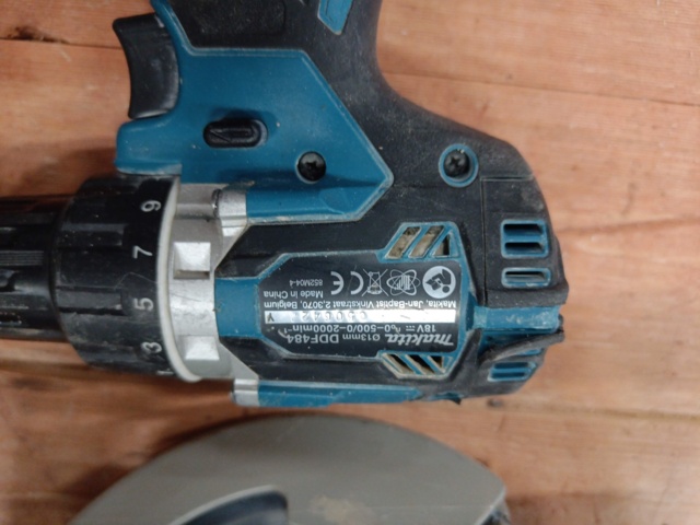 999708-10 Makita - Paket