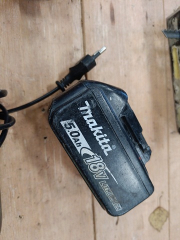 999708-14 Makita - Paket