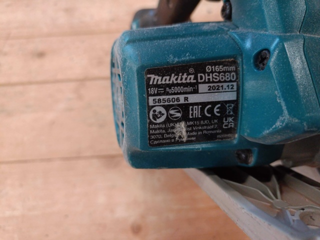999709-3 Makita - Package