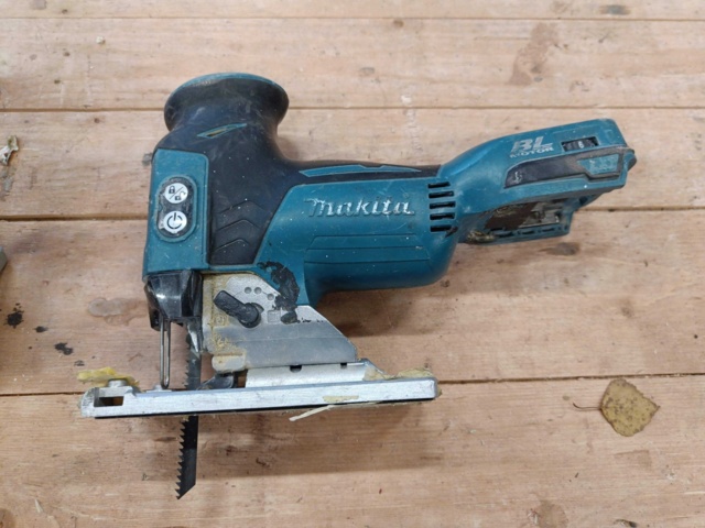 999709-4 Makita - Package