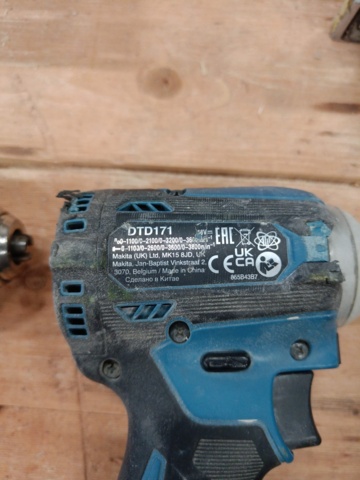 999709-10 Makita - Package