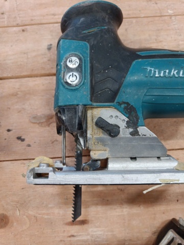 999710-5 Makita - Paket