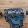 999712-8 Makita - Package