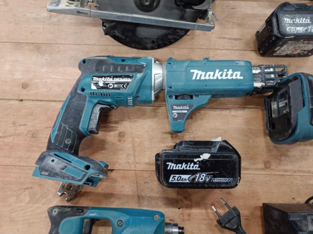 999720-10 Makita - Paket