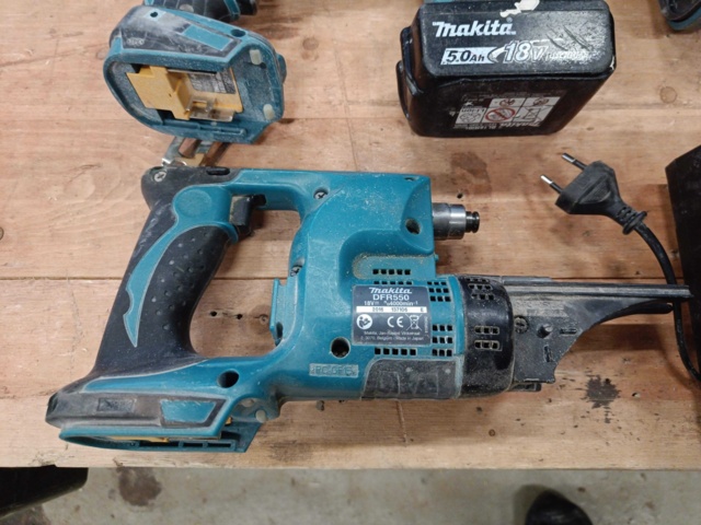 999720-12 Makita - Paket