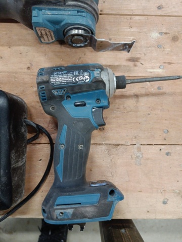 999720-14 Makita - Paket