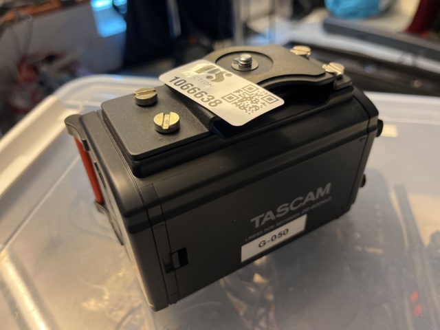 1066638-13 Tascam Linear Pcm Recorder DR-600 mk II