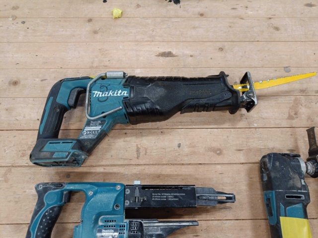 999728-2 Makita - Package