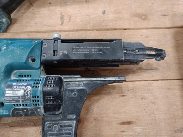 999728-5 Makita - Package