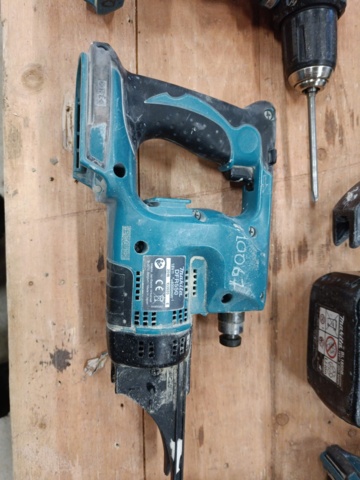 999728-16 Makita - Package