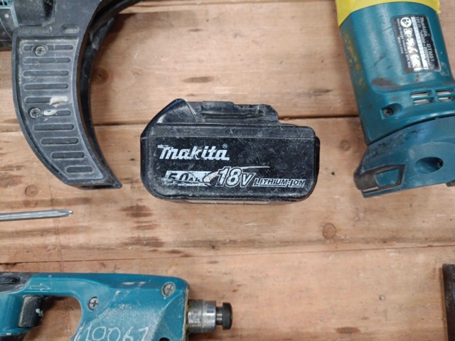 999728-19 Makita - Package