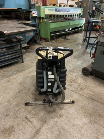 1068695-3 Scrubber Kärcher, BD 450 BAT