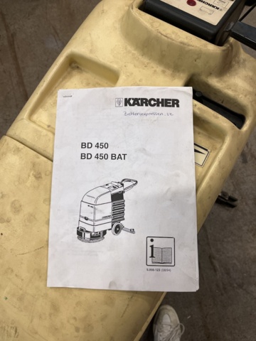 1068695-12 Scrubber Kärcher, BD 450 BAT