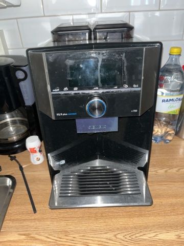 1066600-1 Coffee maker Siemens EQ.9 plus connect